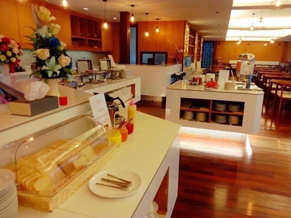 Tai-Shan Suites Ratchaburi Dış mekan fotoğraf