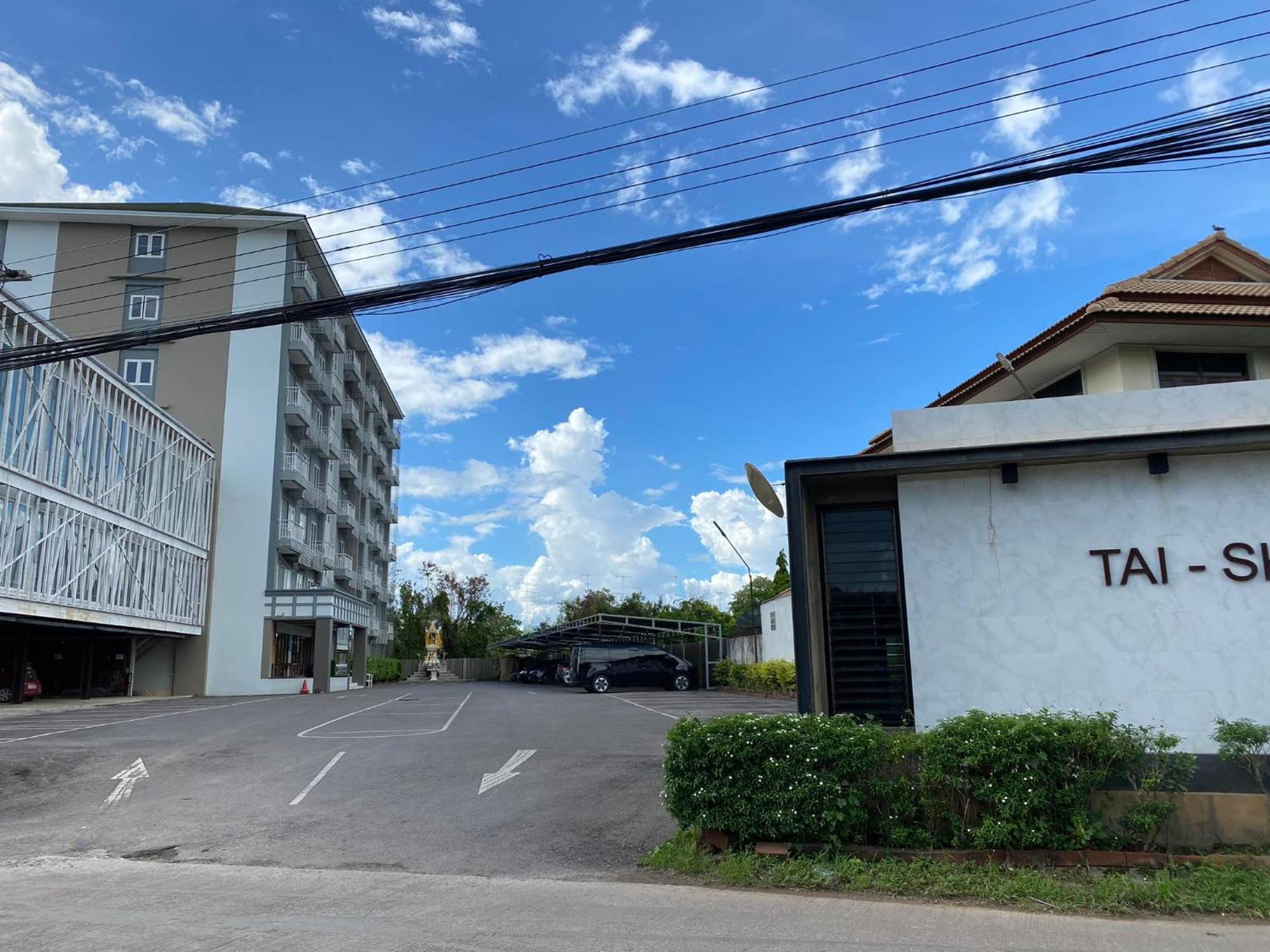 Tai-Shan Suites Ratchaburi Dış mekan fotoğraf